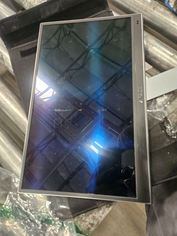 Photo 1 of ** Cracked screen, sold for parts only ***  ASUS ZenScreen 16” OLED USB-C portable monitor (MQ16AHE) – Full HD, 100% DCI-P3, 1ms, HDR-10, Mini HDMI, Eye Care, Proximity Sensor, 360° kickstand, Compatible with Laptops, Smartphones, 3 yr warranty