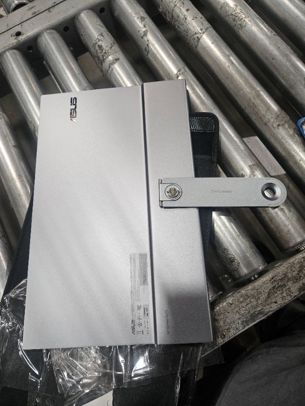 Photo 1 of ** Cracked screen, sold for parts only ***  ASUS ZenScreen 16” OLED USB-C portable monitor (MQ16AHE) – Full HD, 100% DCI-P3, 1ms, HDR-10, Mini HDMI, Eye Care, Proximity Sensor, 360° kickstand, Compatible with Laptops, Smartphones, 3 yr warranty