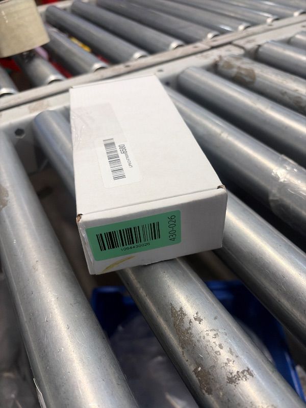 Photo 1 of ***FOR PARTS ONLY***KNOCKOFF***
 AirPods Pro (2nd generation)