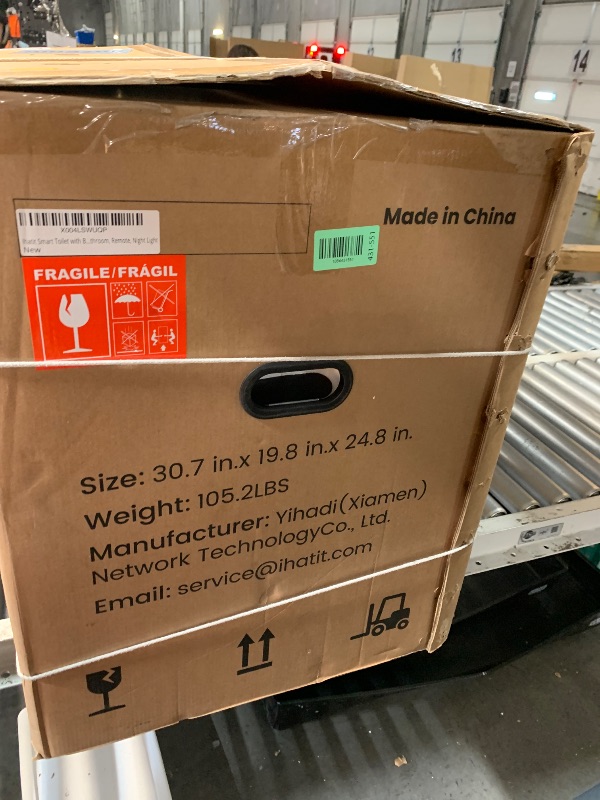 Photo 1 of *****USED*****
Smart Toilet with Bidet Built in,One Piece Toilets with Tank,Dual Auto Flush,Foam Dispenser,Deodorization,Foot Sensor,Blackout Flush,Heated Seat,Warm Water,Bidet Toilet for Modern Bathroom,Night Light