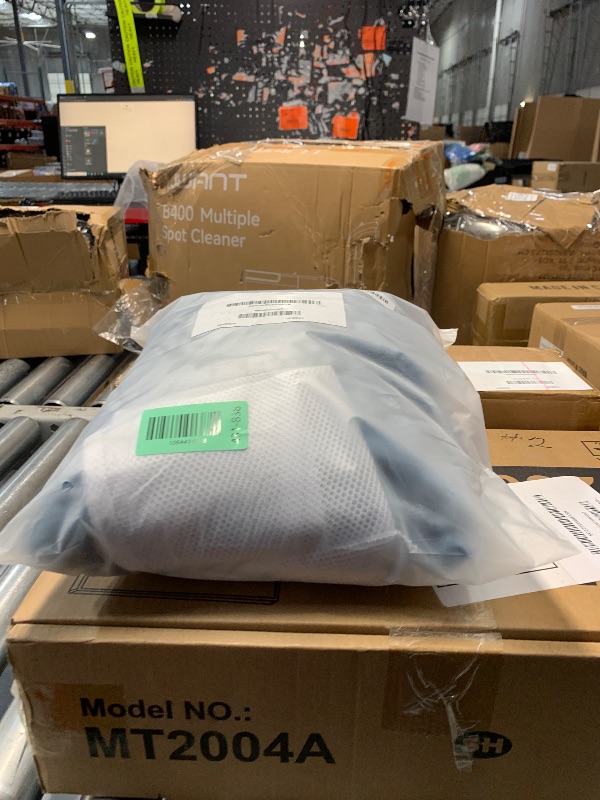 Photo 1 of ***DAMAGED - SEE NOTES/PICTURES***
NJDGF Heated Blanket Battery Operated Portable - Electric USB Throw Blanket Cordless for Camping Winter Outdoor Indoor (Blue)