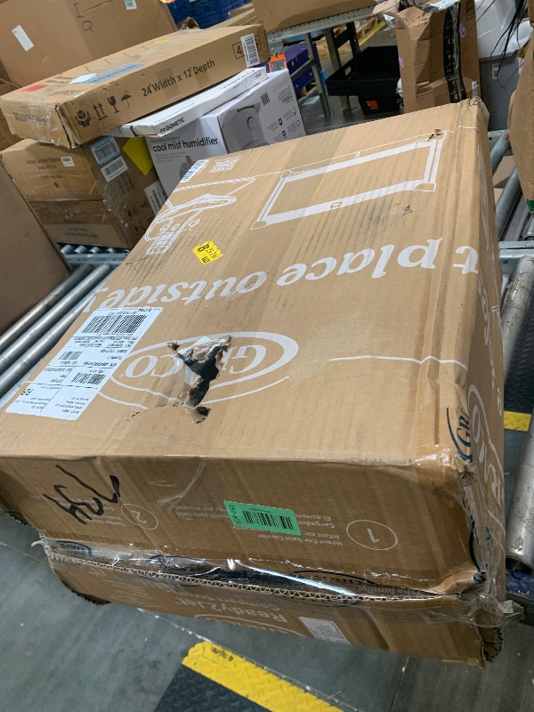 Photo 1 of ** USED**Graco Ready2Jet Compact Stroller – Overhead Friendly Compact Travel Stroller with Automatic Fold, Splatter Art