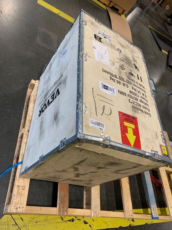 Photo 1 of ****FACTORY SEALED*** VEVOR Commercial Slushy Machine, 15Lx3 Triple Tank Margarita Machine, 180 Cups Stainless Steel Margarita Smoothie Frozen Drink Machine, Slushie Machine for Party Restaurants Cafe Bars