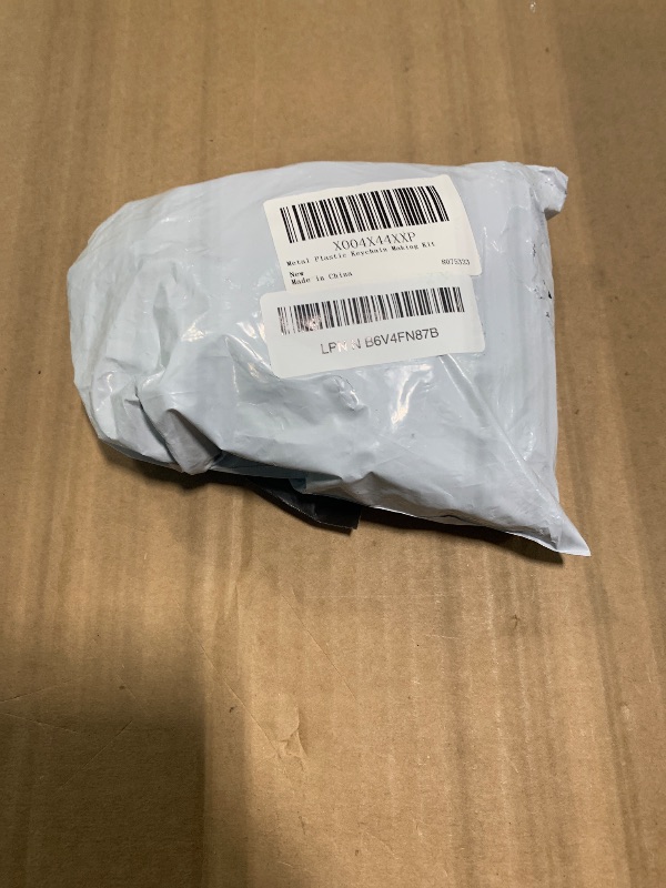 Photo 1 of ***PARTIAL SET, SELLING AS IS, FINAL SALE***DORMIYA 325PCS DIY Lip Gloss Charms Keychain Kit with Random Pendants, Pliers, Jump Rings, 8.2 ft Chains, Hole Punch, DIY Charms Lip Gloss Keychain Supplies for Jewelry Making, DIY Crafts***PARTIAL SET, SELLING 