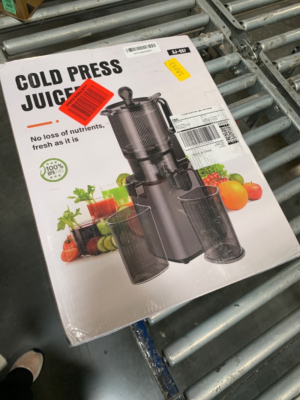 Photo 1 of ** FACTORY SEALED***Juicer Machines with 5.8" Large Feed Chute, Cold Press Juicer for Whole Vegetables and Fruits 400W, Slow Masticating juicer Easy to Clean Juice Extractor Machine High Juice Yield
