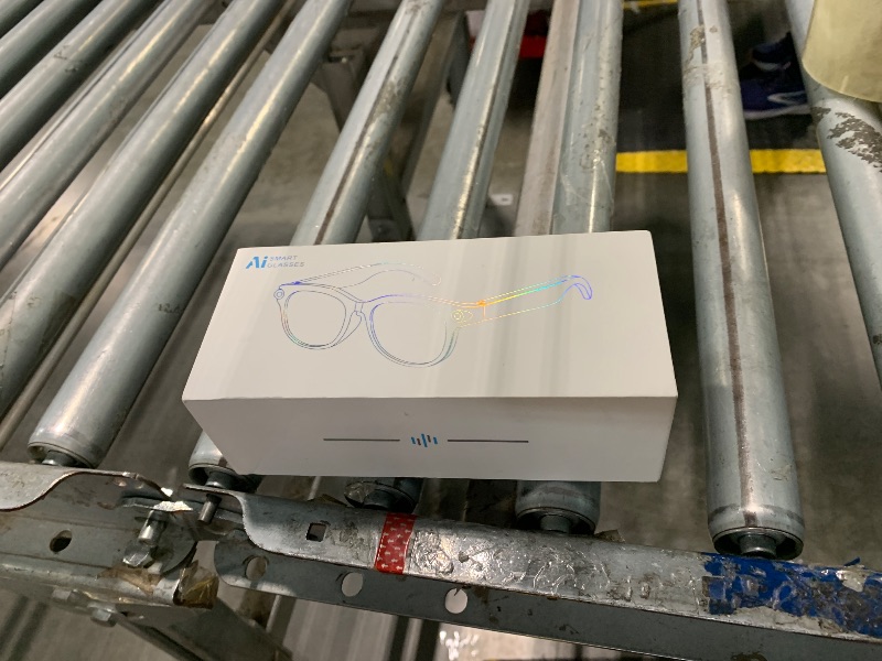 Photo 1 of *** UNABLE TO TEST ITEM FUNCTIONALITY ***** AI Smart Glasses with Camera and Bluetooth,8MP 2K HD Camera Glasses,AI Voice Control,AI Photo Recognition and Translation,Smart Anti-Blue Light Glasses,IP67 Waterproof for Driving,Outdoor,+2 Lenses.