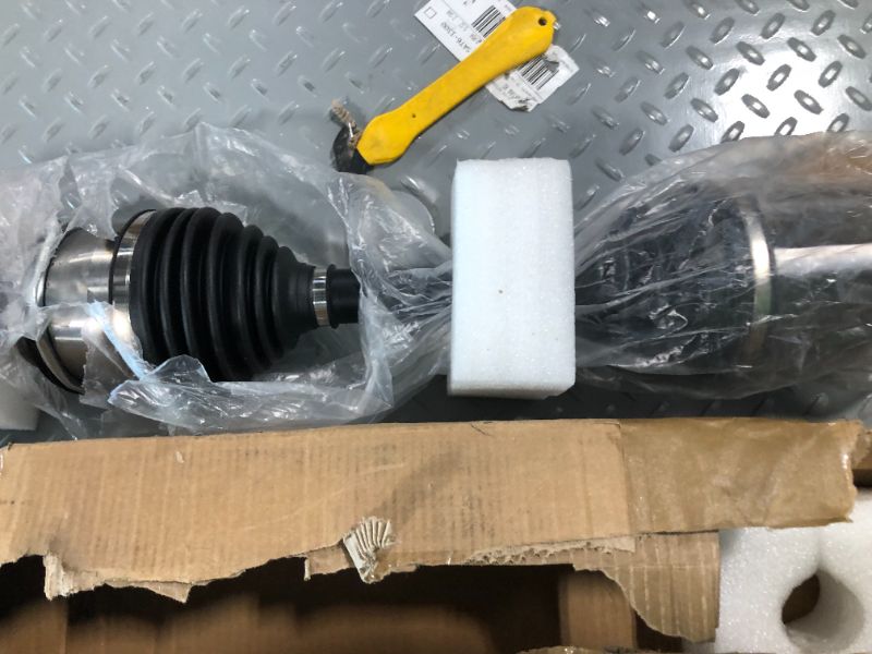 Photo 1 of ***MAJOR DAMAGE/BENT*** SCITOO CV Axle Shaft Assembly Front Left Right fits for Lexus for Toyota GX460 GX470 4Runner Tacoma FJ Cruiser 4.6L 4.7L 2.7L 4.0L 3.5L 2003-2018 60-5205 NCV69557