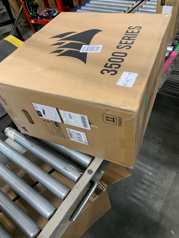 Photo 1 of ** SOLD AS IS NO REFUND/RETURN** SEE COMMENTS
CORSAIR 3500X Mid-Tower ATX PC Case – Panoramic Tempered Glass – Reverse Connection Motherboard Compatible – No Fans Included – White