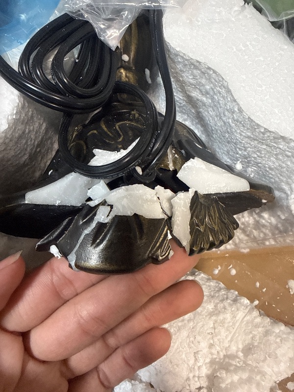 Photo 1 of ***DAMAGE MINOR*** L-Juicwe Tiffany Lamp Touch Control Table Lamp Stained Glass Desk Lamp 12X12X19 Inches Butterfly Flower Style Reading Light