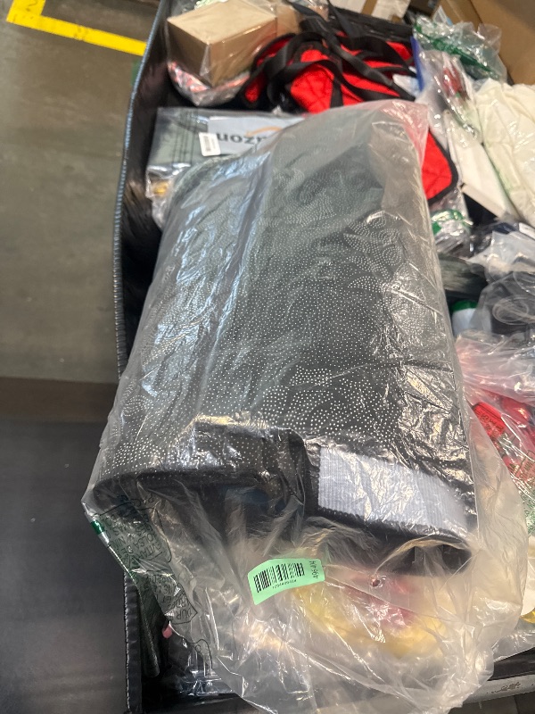 Photo 1 of ***SIMILAR PRODUCT***  Landscape Kitchen Dish Towels Rugs Oven Mitts and Pot Holders Set Farmhouse Kitchen Decor Set for Women Mom Daughter Gift Cooking Baking Grilling (Ocean Green)