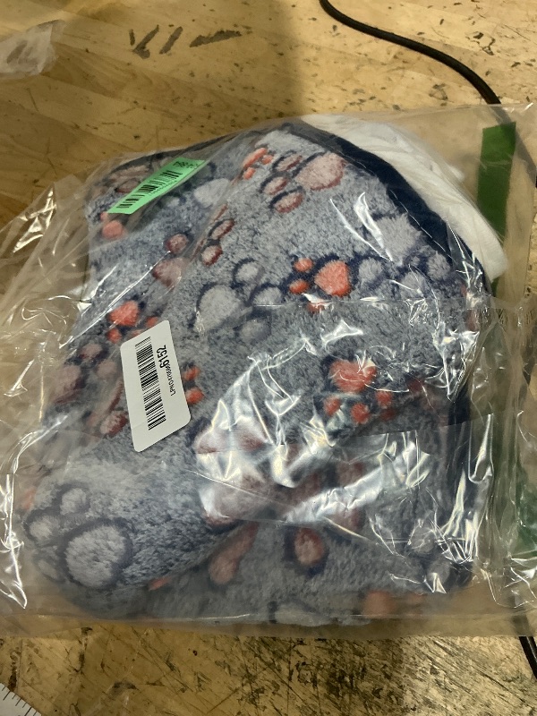 Photo 1 of 1 Pack 3 Blankets Super Soft Fluffy Premium Fleece Pet Blanket Flannel Paw Printed Throw for Dog Puppy Cat (Medium 30x20'', Beige, Grey, Navy)