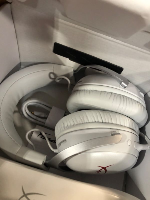 Photo 1 of ***MISSING PARTS***
HyperX Cloud III – Wired Gaming Headset, PC, PS5, Xbox Series X|S, Angled 53mm Drivers, DTS, Memory Foam, Durable Frame, Ultra-Clear 10mm Mic, USB-C, USB-A, 3.5mm – Pink