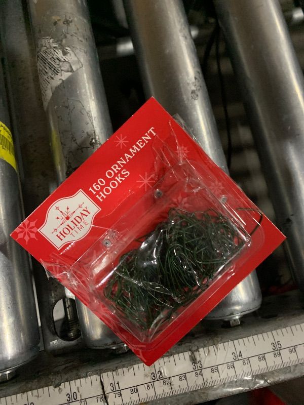 Photo 1 of (320) Christmas Tree Ornament 1" Hooks Green Wire Metal Holiday Time Sealed NEW
