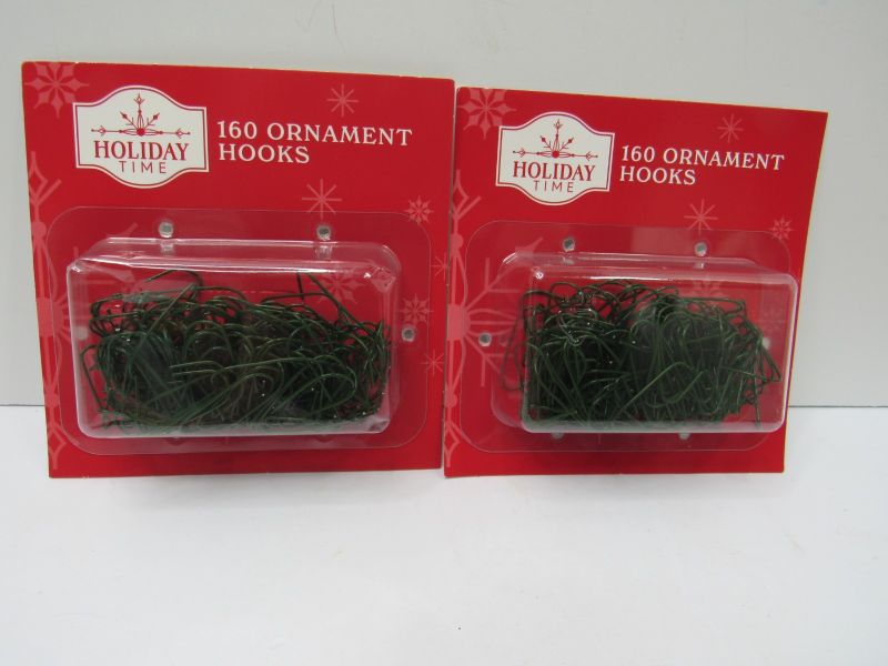 Photo 1 of (320) Christmas Tree Ornament 1" Hooks Green Wire Metal Holiday Time Sealed NEW
