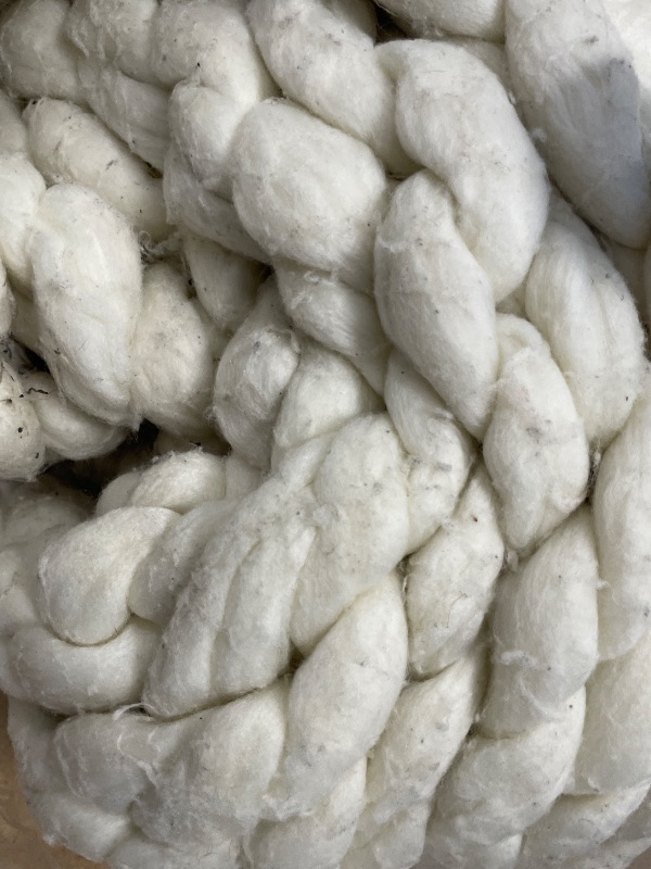 Photo 1 of **SMELLS EARTHY**
MLMGUO Chunky Knit Blanket Hand Made Merino Wool Throw Boho Bedroom Sofa Home Decor Giant Yarn(Ivory White 80"x80")