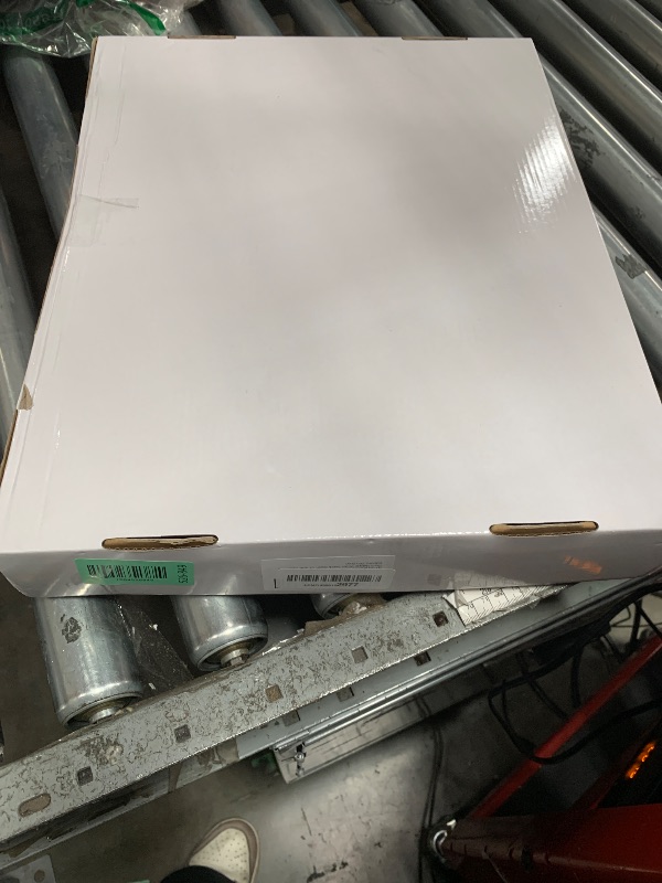 Photo 1 of ** FOR PARTS ONLY **
Kitchen Faucet with Pull Down Sprayer?Stainless Steel Single Handle Kitchen Faucet?1/3 Hole, Deck Plate Included?Suitable for farmhouses, Campers, Laundry Rooms, RVs, and Bars (Gun Gray)