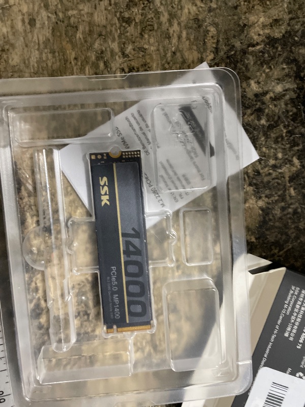 Photo 1 of **NON FUNCTIONAL** SSK 4TB M.2 NVMe PCIe Gen5 Internal SSD,up tp 14000MB/s Read Speed, TLC NAND with DRAM Cache, High Performance Internal Solid State Drive for Gaming,Laptop,Desktop,AI Computing and Content Creation