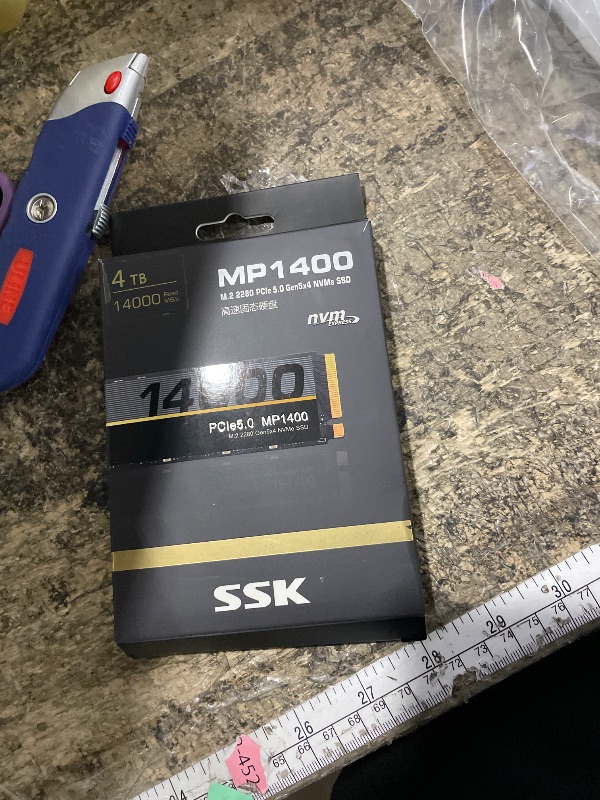 Photo 1 of **NON FUNCTIONAL** SSK 4TB M.2 NVMe PCIe Gen5 Internal SSD,up tp 14000MB/s Read Speed, TLC NAND with DRAM Cache, High Performance Internal Solid State Drive for Gaming,Laptop,Desktop,AI Computing and Content Creation