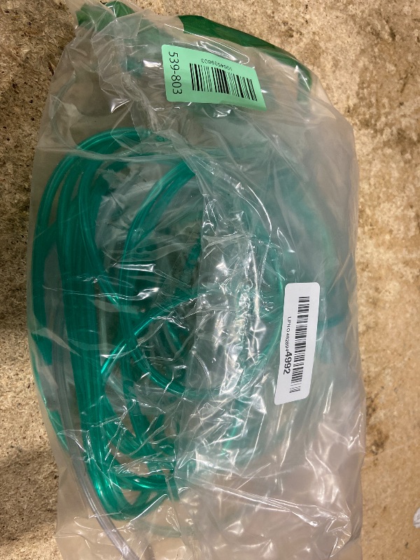 Photo 1 of 10 pcs Green Nasal Oxygen Cannula, High Flow and Each is Individually Packed