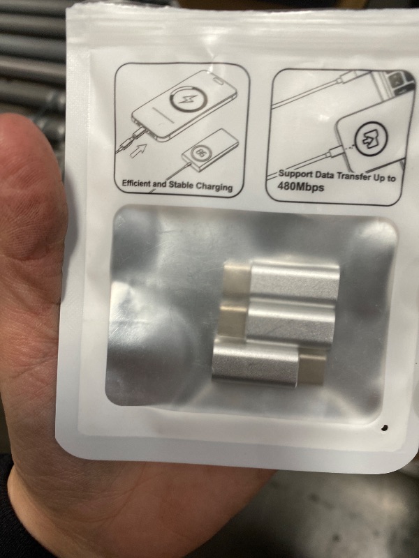 Photo 1 of ????? ???????? Lightning to USB C Adapter for iPhone 17/16/15 Series,iPad Pro,Charging & Data Sync ONLY,Type C Charger Connector,for iPhone 17/16 Charger,17/16 Accessroies,Not for Audio