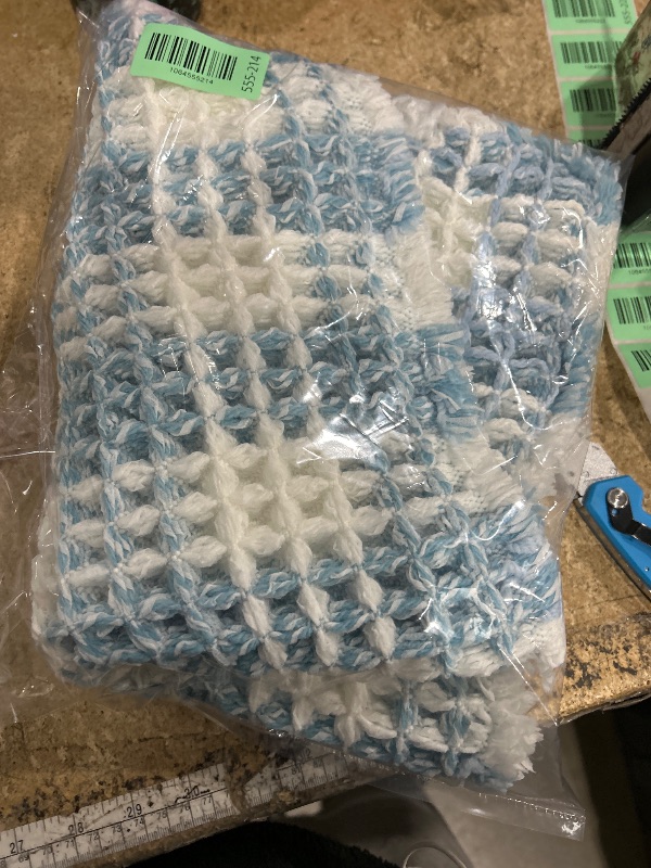 Photo 1 of (small**)  Waffle Bath Mat, Boho Bathroom Rugs Non Slip Washable Absorbent Checkered Bathroom Mat Quick Dry Cute Bath Mat, 24"x16" Blue and White