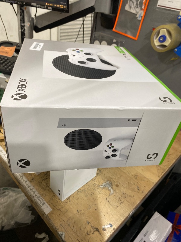 Photo 1 of ***MISSING CORDS***NON FUNITIONAL***Xbox Series S - All Digital Gaming Console - 1TB SSD - Includes Wireless Controller - 120FPS - Robot White