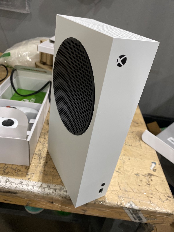 Photo 1 of ***MISSING CORDS***NON FUNITIONAL***Xbox Series S - All Digital Gaming Console - 1TB SSD - Includes Wireless Controller - 120FPS - Robot White