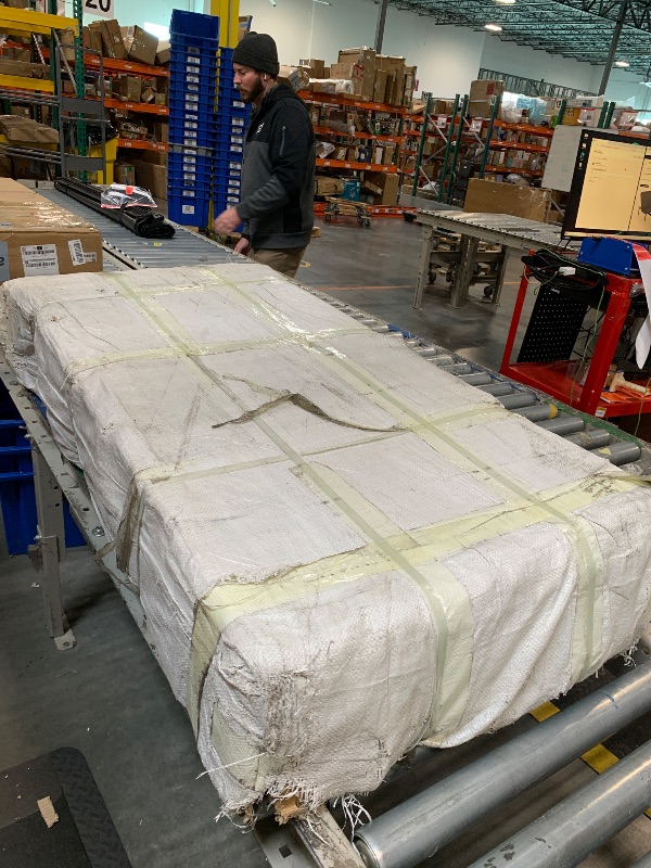 Photo 1 of ****FACTORY SEALED***** ExploreHorizon 2-Ton Folding Hydraulic Engine Hoist, Portable Engine Shop Crane with 6 Casters & Telescopic Boom, 4400 Lbs Foldable Cherry Picker Hoist Lift for Home Garage Workshop, Warehouse, Red