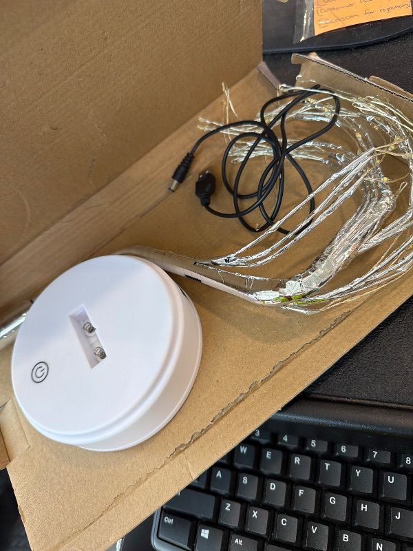 Photo 1 of *UNTESTED*
PXBNIUYA Room Decor, 20" 108 LED Tabletop Bonsai Tree Light, DIY Artificial Tree Lamp, Battery/USB Operated, Aesthetic Lamps for Living Room Bedroom Christmas Home Gifts House Decor (Warm White)