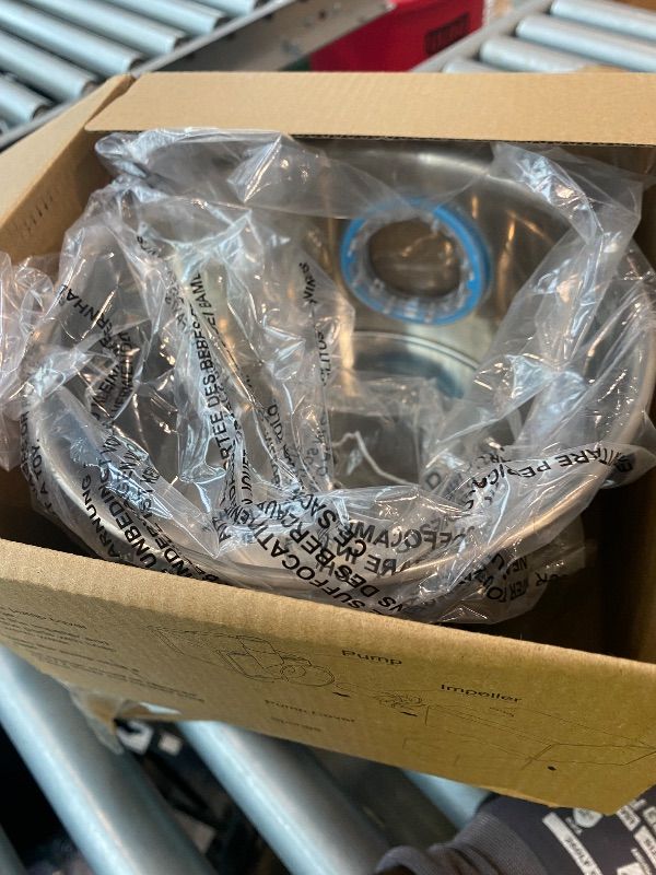 Photo 1 of **MISSING PARTS/check clerk comments**
Veken Innovation Award Winner 95oz/2.8L Pet Fountain, Automatic Cat Water Fountain Dog Water Dispenser with Replacement Filters for Cats, Dogs, Multiple Pets (Grey, Plastic)