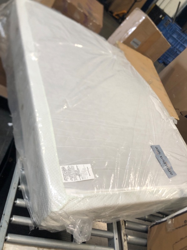 Photo 1 of ** stains**   Zinus 10 Inch Full Green Tea Memory Foam Mattress [New Version], Fiberglass Free, Medium Firm Feel, Zoned Pressure Relief, Certified Safe Foams & Fabric, Mattress in A Box