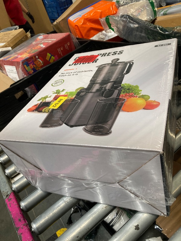Photo 1 of ****FACTORY SEALED**** Juicer Machines with 5.8" Large Feed Chute, Cold Press Juicer for Whole Vegetables and Fruits 400W, Slow Masticating juicer Easy to Clean Juice Extractor Machine High Juice Yield