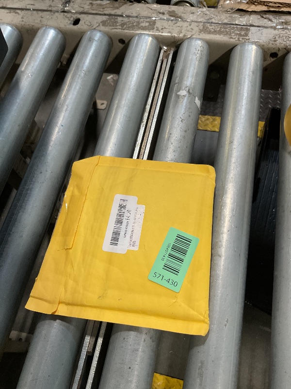 Photo 1 of *MINOR DAMAGE - USED*
JustHot 2 EACH Shade 13 Welding Glass Lens Helmet Filter Darkening Welding Hardened Glass Lens Welding Hood Lens 4.5" x 5.25", Black