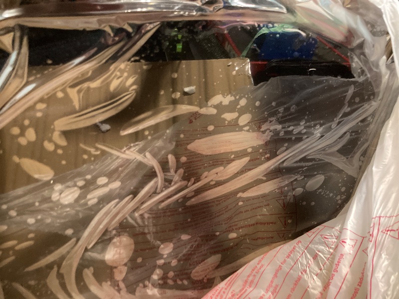 Photo 1 of ***FINAL SALE/NO RETURN, VIEW NOTES*** Roku Smart TV – 50-Inch Select Series, 4K HDR TV – RokuTV with Enhanced Voice Remote – Flat Screen LED Television with Wi-Fi for Streaming Live Local News, Sports, Family Entertainment