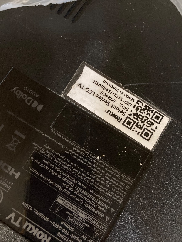 Photo 1 of ***FINAL SALE/NO RETURN, VIEW NOTES*** Roku Smart TV – 50-Inch Select Series, 4K HDR TV – RokuTV with Enhanced Voice Remote – Flat Screen LED Television with Wi-Fi for Streaming Live Local News, Sports, Family Entertainment