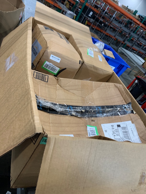 Photo 1 of ***AS IS / NO RETURNS -  FINAL SALE***
***BUNDLED BAG OF  ***
