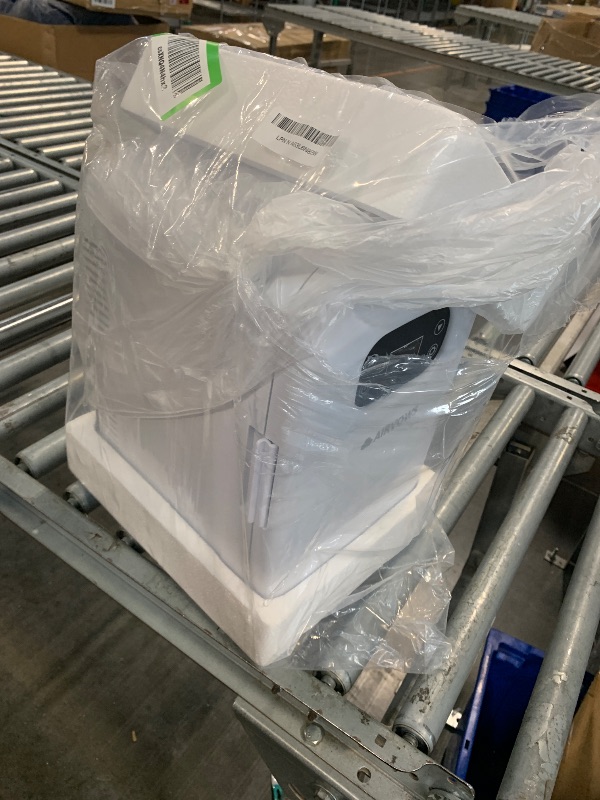 Photo 1 of ****SIMILAR***
Cooluli Mini Fridge for Bedroom - Car, Office Desk & Dorm Room - Portable 4L/6 Can Electric Plug In Cooler & Warmer for Food, Drinks, Skincare Beauty & Makeup - 12v AC/DC & Exclusive USB Option, White
