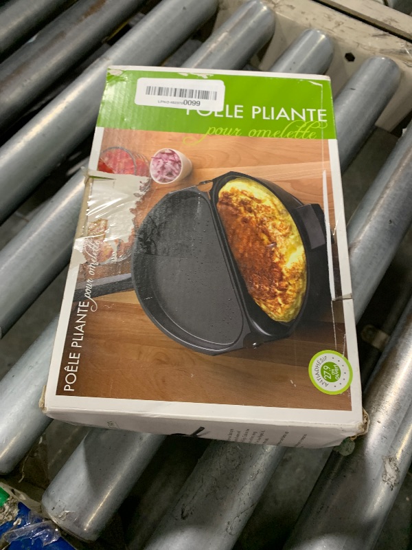 Photo 1 of *MINOR DAMAGE - USED*
Fox Run Egg Pan, Non-Stick Folding Omelette Pan, 8.75"