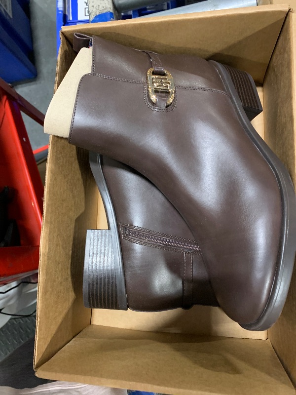 Photo 1 of 
Tommy Hilfiger womens Imiera