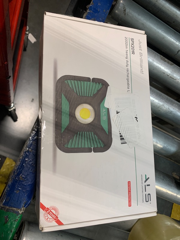 Photo 1 of ** SOLD AS IS, NO REFUND/RETURN** SEE COMMENTS!
 Lighting Systems SPX201R 2000 Lumen Aluminum Work Light