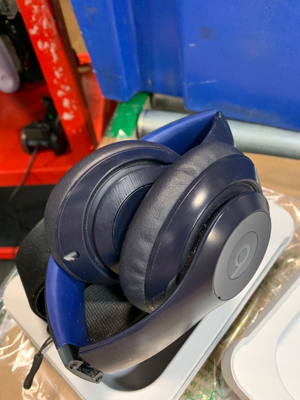 Photo 1 of ***NOT FUNCTIONAL, SELLING FOR PARTS AS IS FINAL SALE***Beats Studio Pro - Premium Wireless Over-Ear Headphones- Up to 40-Hour Battery Life, Active Noise Cancelling, USB-C Lossless Audio, Apple & Android Compatible - Navy***NOT FUNCTIONAL, SELLING FOR PAR