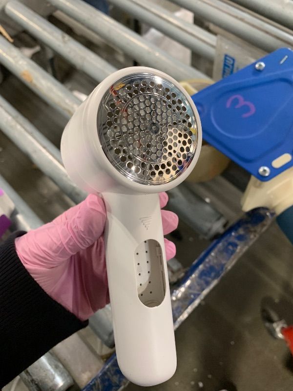 Photo 1 of ***BROKEN FINAL SALE NO REFUND NO RETURN*** Fabric Shaver, Lint Remover Rechargeable, Electric Portable Sweater Defuzzer with 3 Speeds, 6 Leaf Blades, Digital LED Display to Remove Pilling for Clothes, Furniture, Sweater, Couch, Blanket