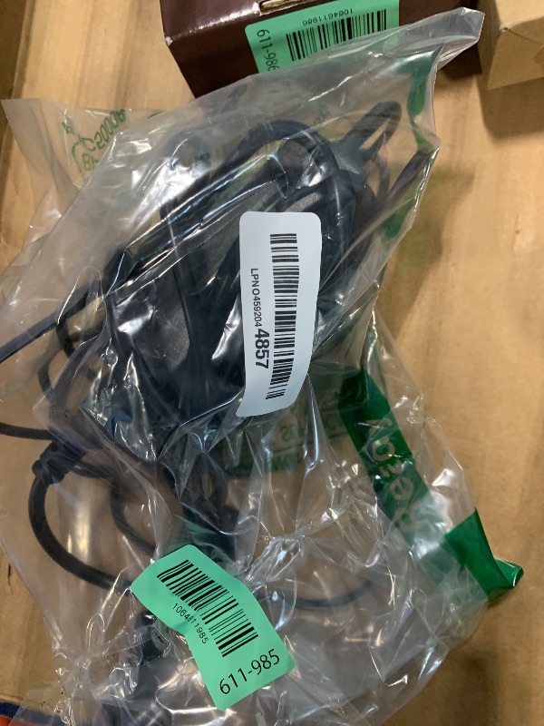 Photo 1 of *UNTESTED*
VJYUIJAY Universal 65W USB C Laptop Charger Compatible with HP chromebook Lenovo Dell Acer Asus Samsung Google Computer Type C Power Adapter