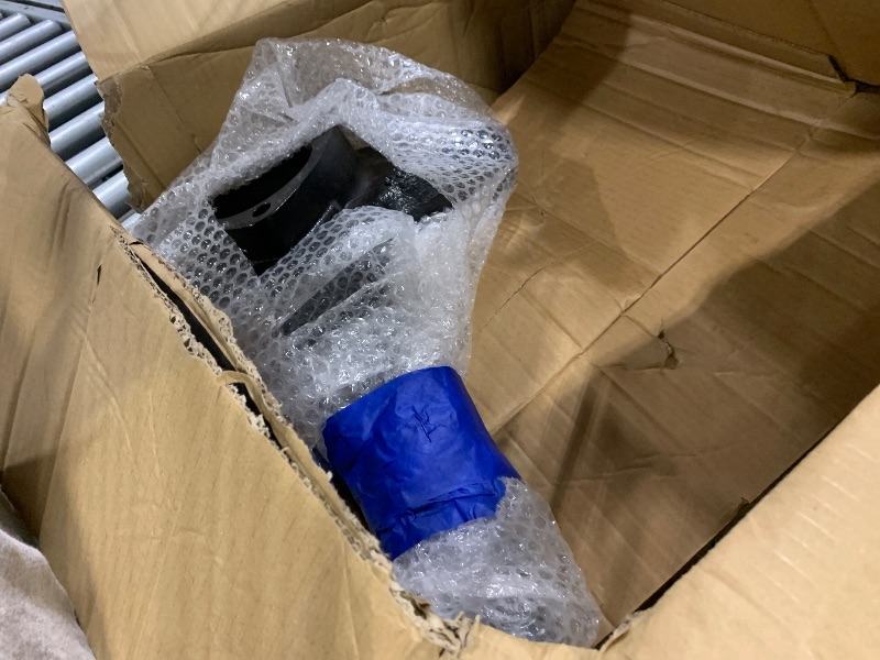 Photo 1 of *** only has two items**** Rough Country 6" Lift Kit w/N3 Shocks for 2009-2018 Ram 1500 2WD | V8-30830