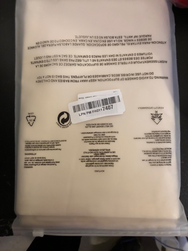 Photo 1 of 100% Cotton Standard Pillowcases Set of 2, Deep Dream 600 Thread Count Pillow Cases, 20x26 Inches, Super Soft and Breathable Envelope Closure (Cream)