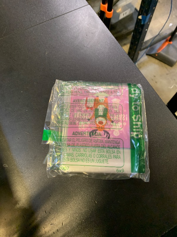 Photo 1 of 100 PCS Christmas Self Sealing Cellophane Bags for Cookie Snack Treat Goodie Goody Candy Gift Wrap Clear Ziplock Holiday Winter Santa Xmas Decor Bags Bulk Christmas Party Decorations Favors Supplies