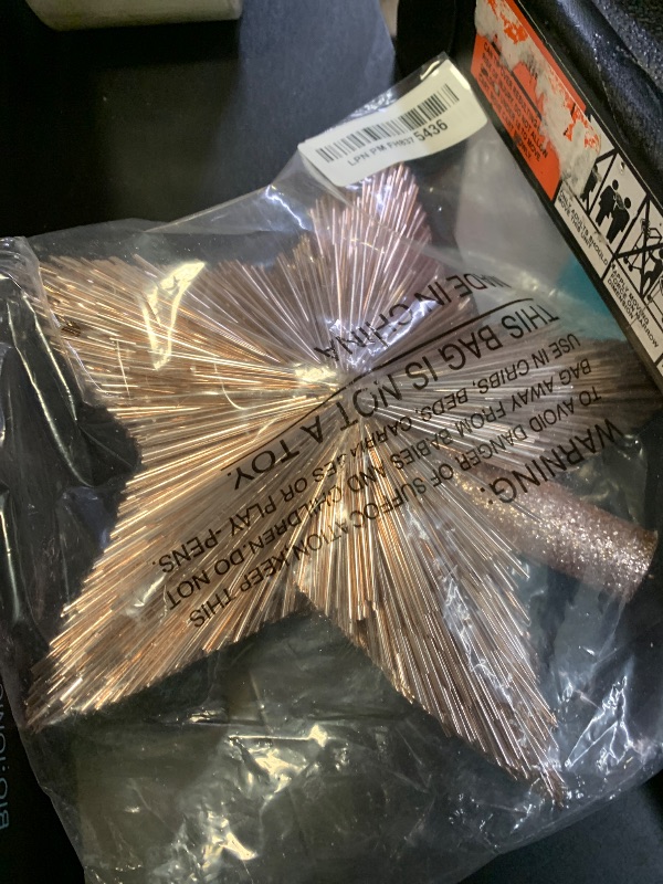 Photo 1 of Luxury Christmas Tree Topper Handmade Star Xmas Tree Decoration Unique Stars Light Pink Gold Toppers Indoor Decorations Outdoor Ornaments (Rose, M (8 inches))