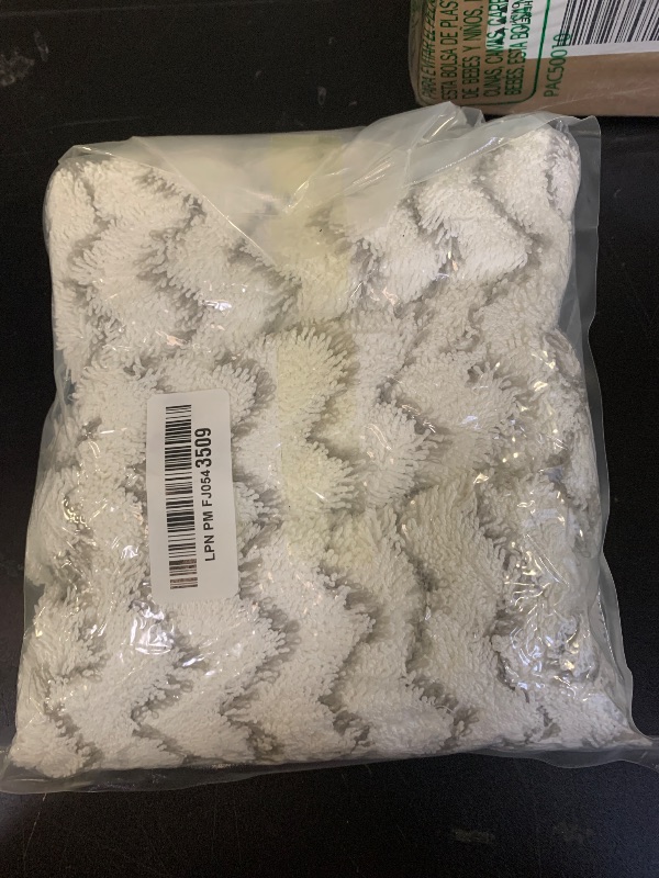 Photo 1 of 6 Pack 1940 for Bissell Steam Mop Pads for Bissell PowerFresh Steam Mop 1806 1544 1440 2075A 2685A 1940W 19404 Series, Model 19402 19408 1940a 1940f 1940q 1940t B0006 B0017, Part #5938#203-2633