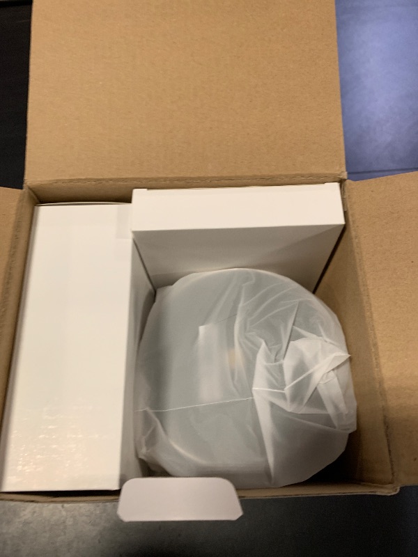 Photo 1 of ?Electric Focus?Magcubic Mini Projector 4K Support, Portable Projector with WiFi 6 and Bluetooth 5.4, Smart Proyector, 5W Soundbase Speaker, 180°Rotation for Home Theater