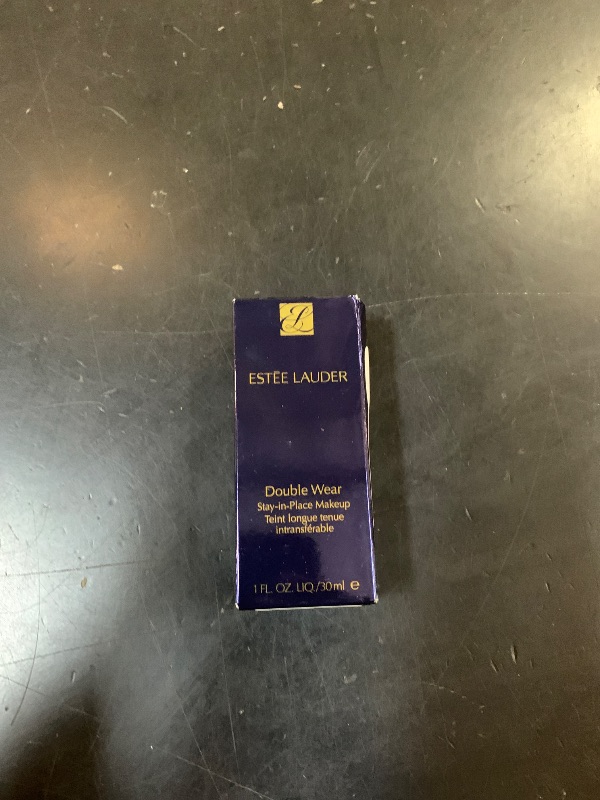 Photo 1 of Estée Lauder Double Wear Stay-in-Place 24-Hour Long-Wear Matte Foundation Makeup, 1 Fl Oz, 0N1 Alabaster